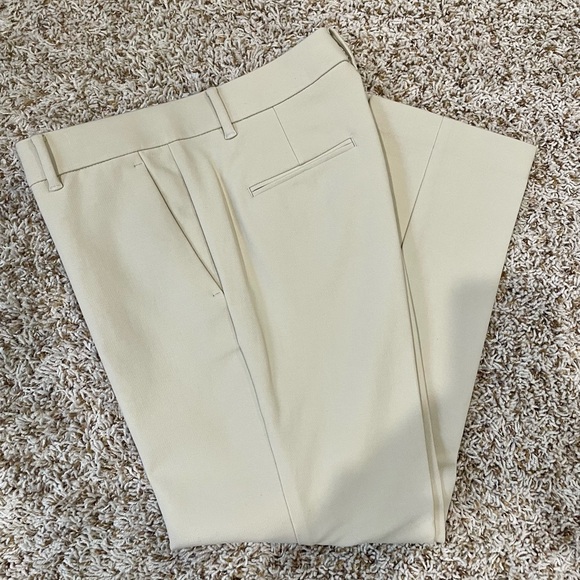 Ann Taylor Women’s beige Pants - Picture 2 of 4